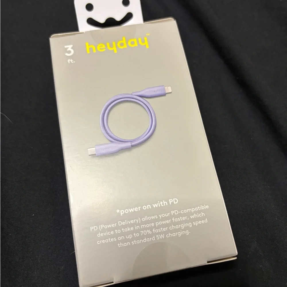 Heyday Lavender Lightning to USB-C Cable
